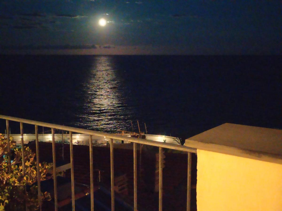La Terrazza Couette-café Bordighera